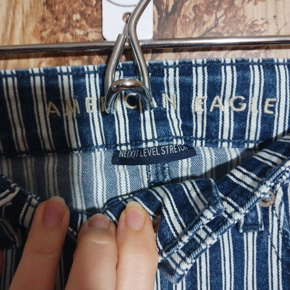 NWT American Eagle Hi Rise Shortie next level Stretch Striped Jean Short… - Picture 5 of 11